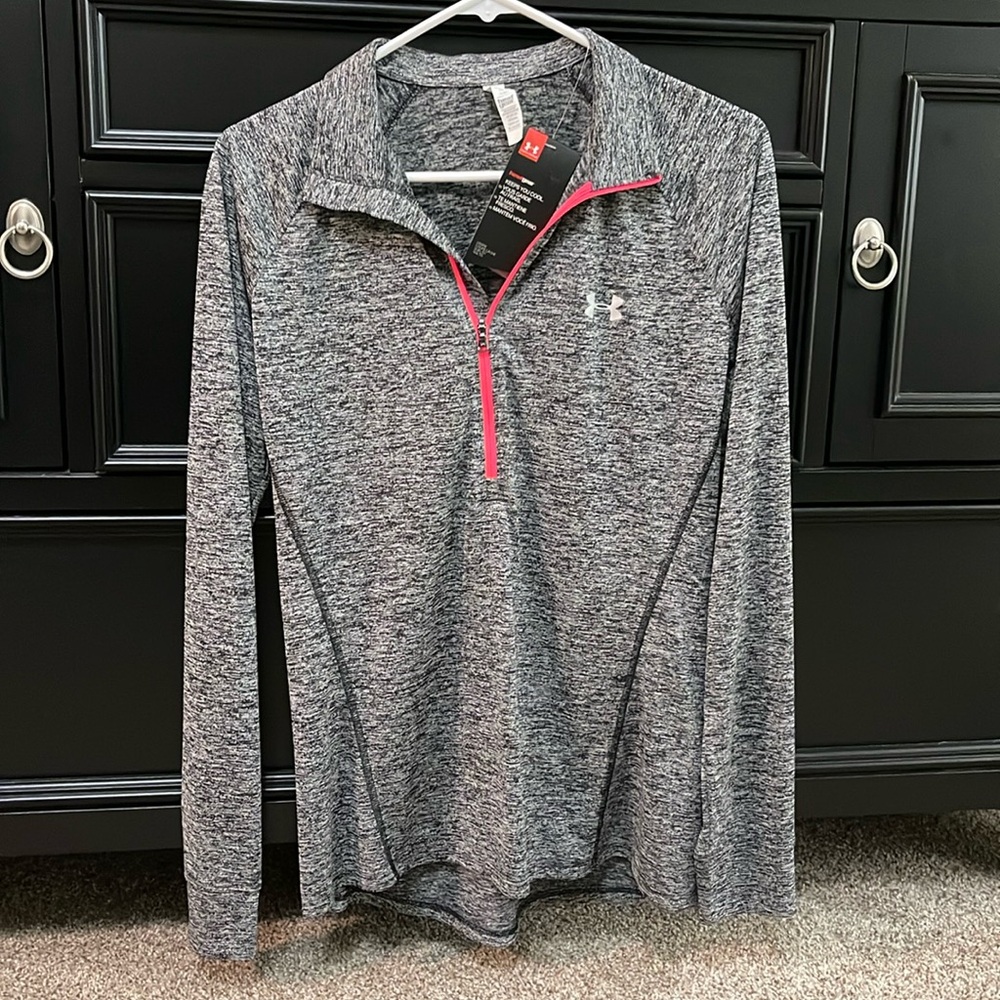 Women’s Under Armour pullover